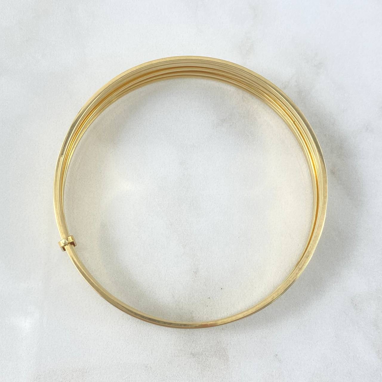 Pulso Aro Semanario 11.2gr / 21cm / 10mm Liso Oro Amarillo +4 (Oferta) Pulso Aro Semanario 11.2gr / 21cm / 10mm Liso Oro Amarillo +4 (Oferta)