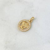 Dije Medalla Medusa 1.45gr / 2cm / Circones Blancos Oro Amarillo Dije Medalla Medusa 1.45gr / 2cm / Circones Blancos Oro Amarillo