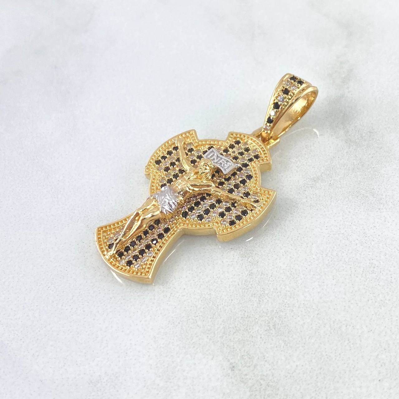 Dije Cruz Cristo Tupida 7.5gr / 4cm / Circones Blancos - Negros Oro Amarillo 18K © Dije Cruz Cristo Tupida 7.5gr / 4cm / Circones Blancos - Negros Oro Amarillo 18K ©