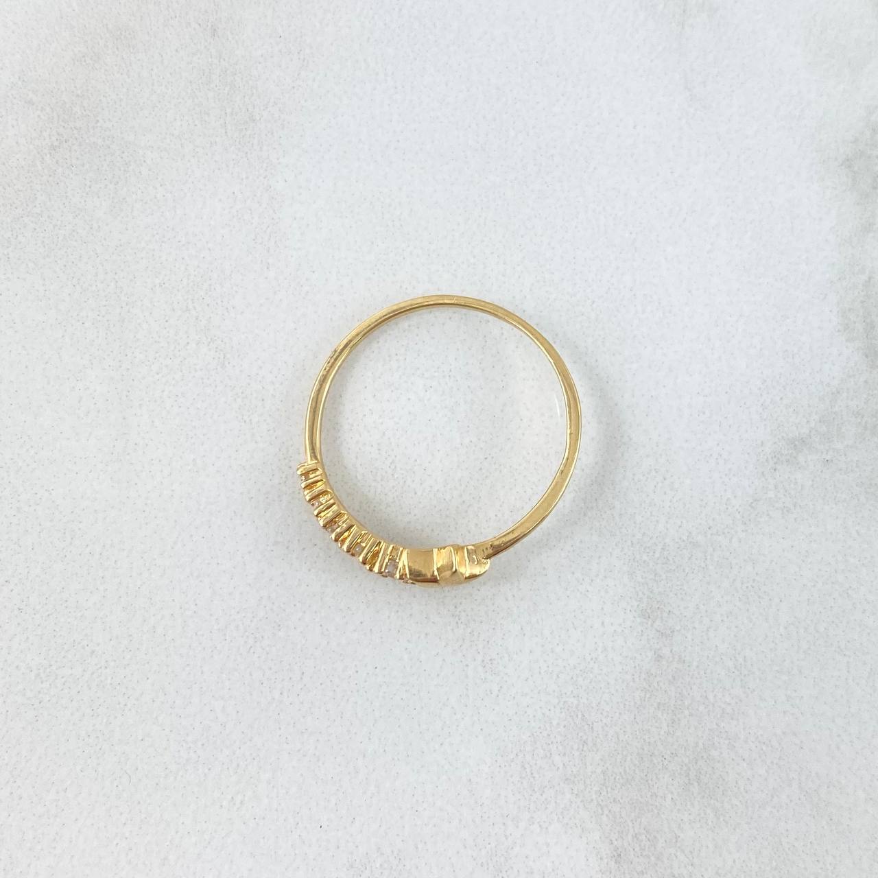 Anillo Estela Estrella 1.45gr / T5 / Circones Blancos Oro Amarillo 18K Anillo Estela Estrella 1.45gr / T5 / Circones Blancos Oro Amarillo 18K