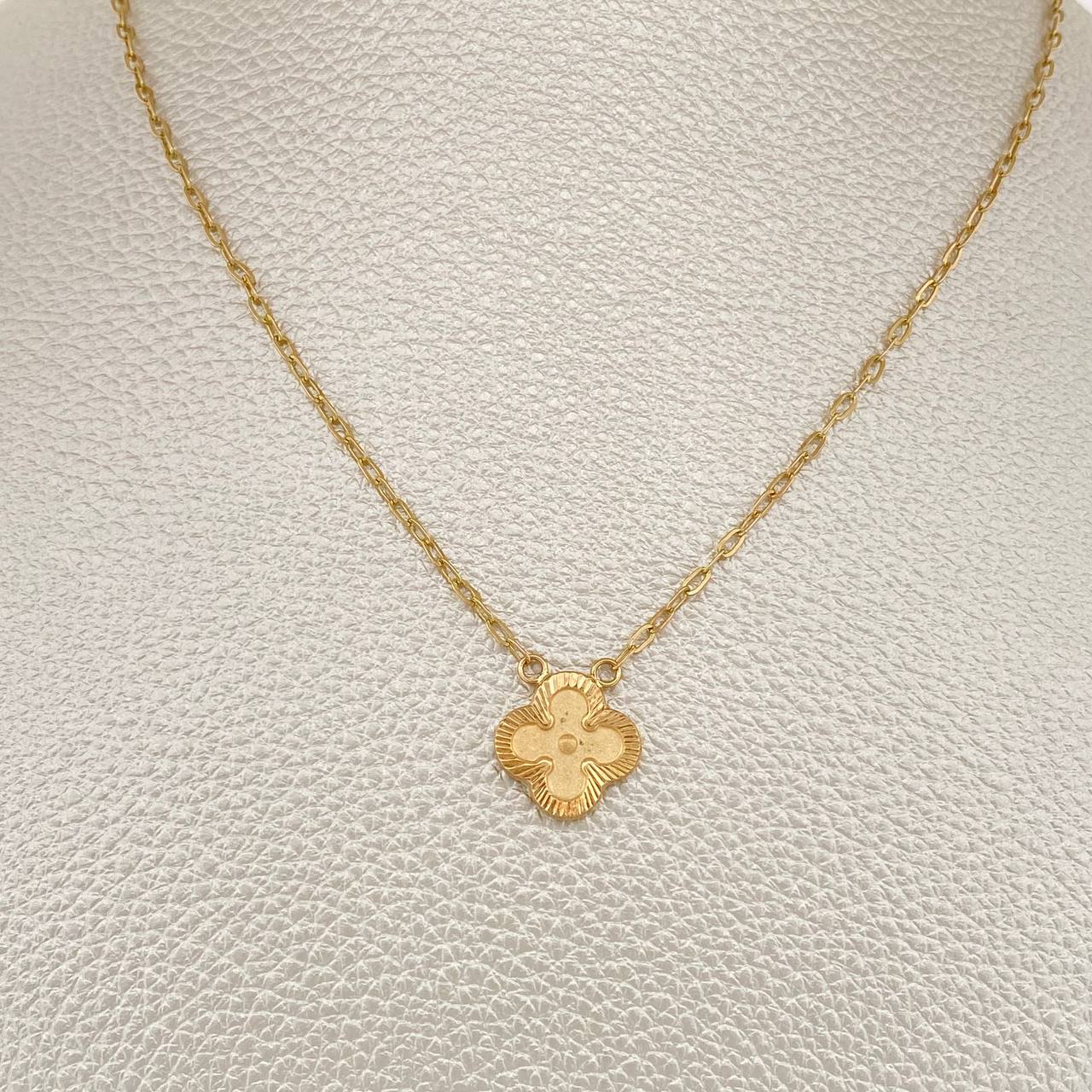 Cadena Trebol Cajon 3gr / 44.5cm / 1.77mm Oro Amarillo 18K % Cadena Trebol Cajon 3gr / 44.5cm / 1.77mm Oro Amarillo 18K %