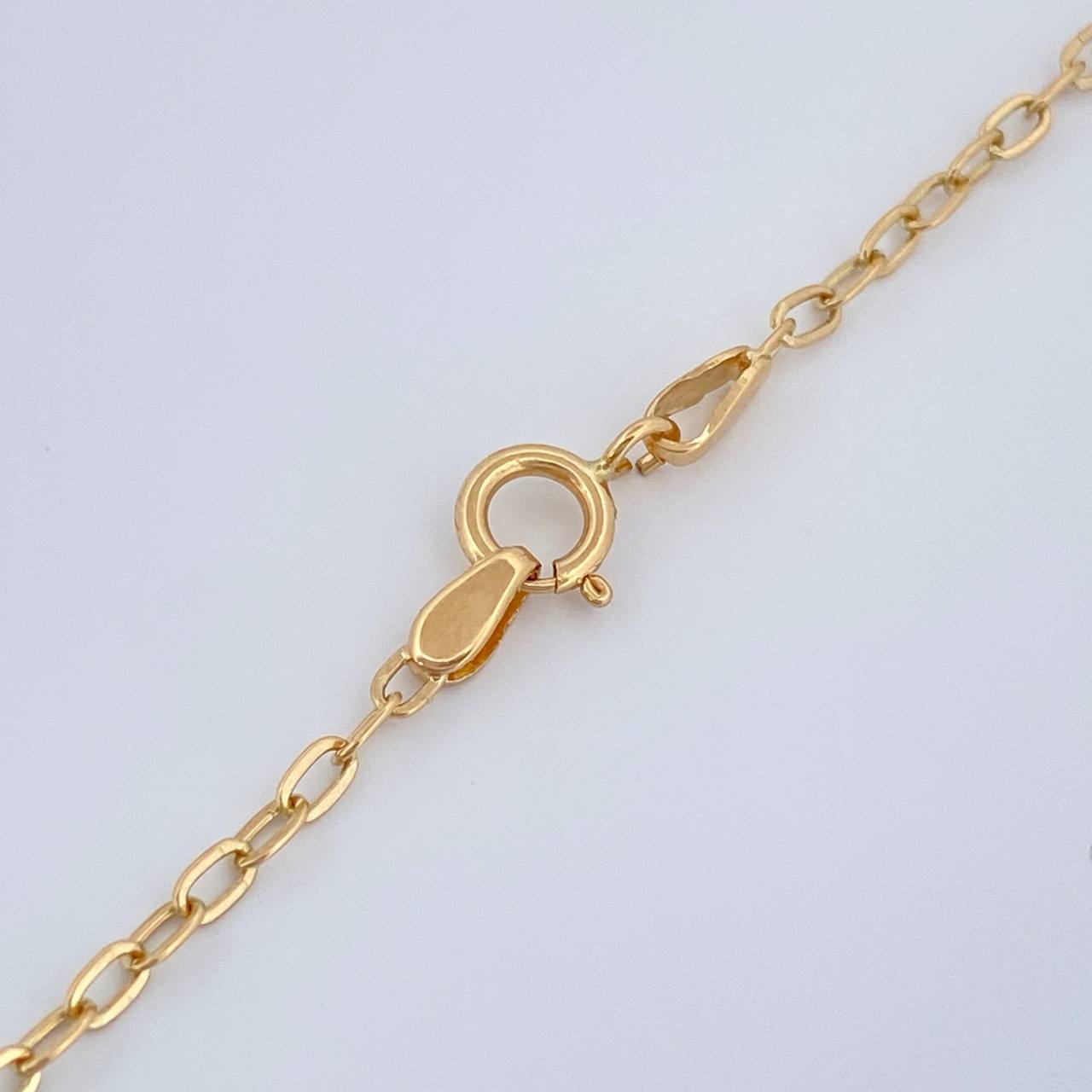 Cadena Trebol Cajon 5gr / 46cm / 1.77mm Oro Amarillo 18K % Cadena Trebol Cajon 5gr / 46cm / 1.77mm Oro Amarillo 18K %