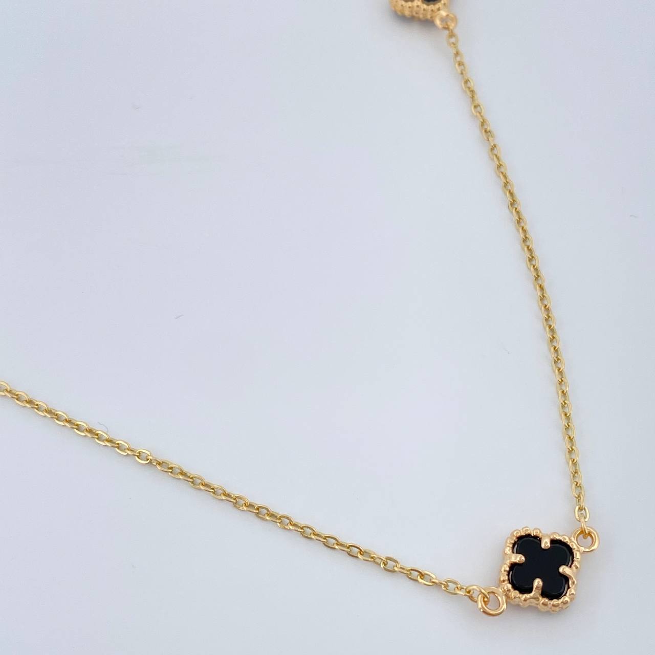 Cadena Trebol Aro Seguido 4.4gr / 45.8cm / 1.4mm Oro Amarillo Nac.Esp. 18K % Cadena Trebol Aro Seguido 4.4gr / 45.8cm / 1.4mm Oro Amarillo Nac.Esp. 18K %