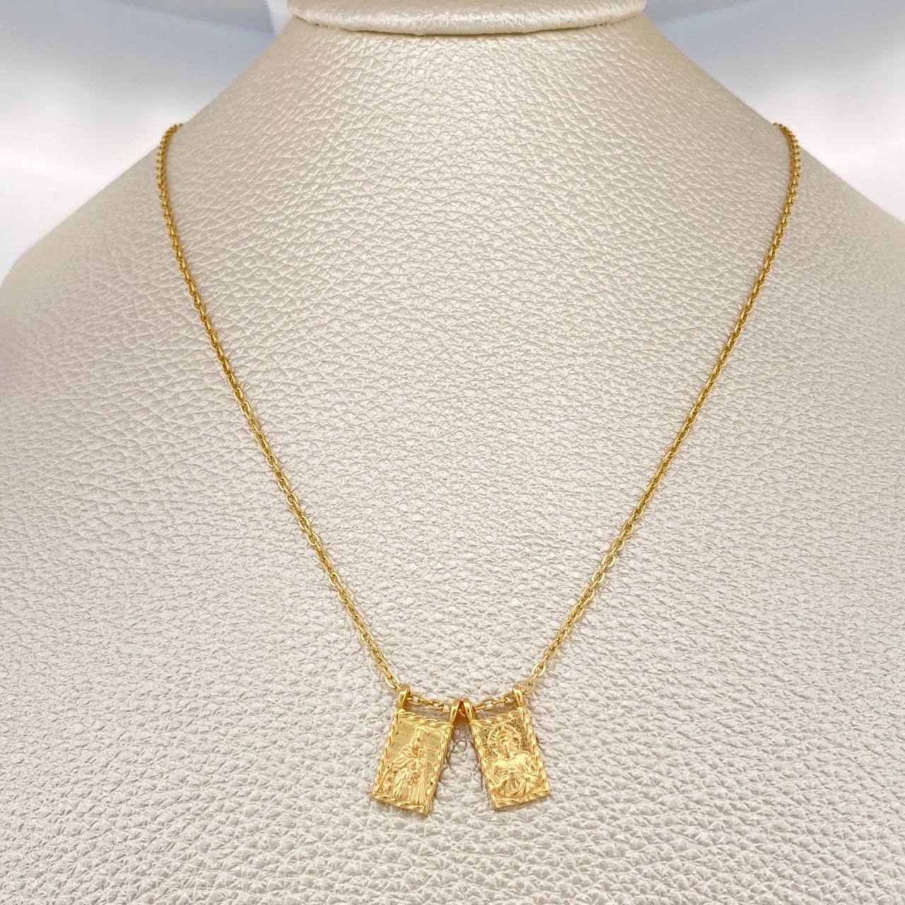 Cadena Aro seguido escapulario 4.05gr / 46cm / 1.4mm Oro Amarillo 18K % Cadena Aro seguido escapulario 4.05gr / 46cm / 1.4mm Oro Amarillo 18K %