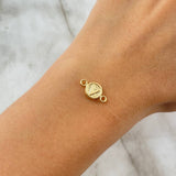 Herraje Letra V 0.4gr / 1.5cm / Oro Amarillo 18K Herraje Letra V 0.4gr / 1.5cm / Oro Amarillo 18K