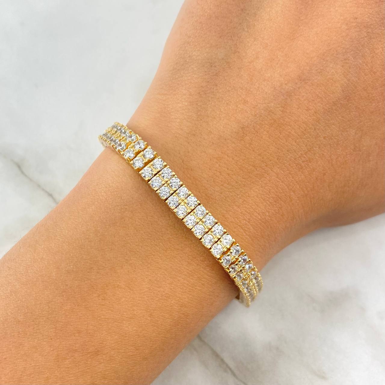 Pulso Tennis 22.95gr / 18cm / 5.8mm Circones Blancos Oro Amarillo * Pulso Tennis 22.95gr / 18cm / 5.8mm Circones Blancos Oro Amarillo *