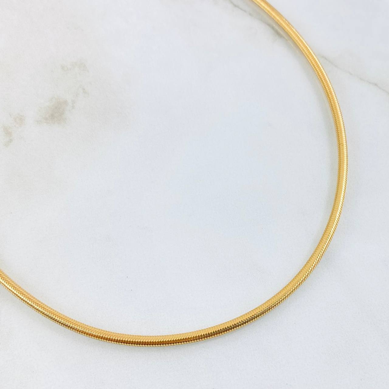 Cadena Reticulada 5.6gr / 45cm / 2.4mm Oro Amarillo +4 Cadena Reticulada 5.6gr / 45cm / 2.4mm Oro Amarillo +4