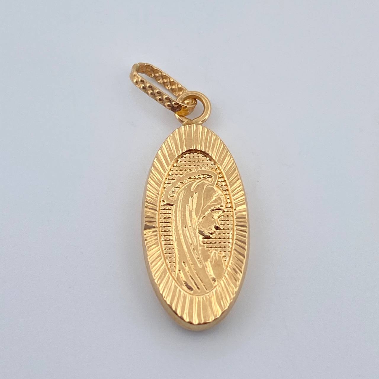 Dije Virgen Maria 1.1gr / 2.5cm / Oro Amarillo 18K $ Dije Virgen Maria 1.1gr / 2.5cm / Oro Amarillo 18K $