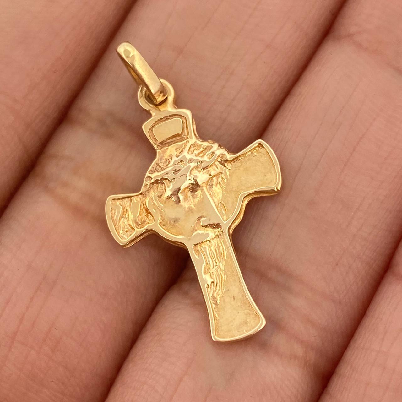 Dije Cruz Rostro Cristo 1.95gr / 2.6cm-Oro Amarillo 18K & Dije Cruz Rostro Cristo 1.95gr / 2.6cm-Oro Amarillo 18K &