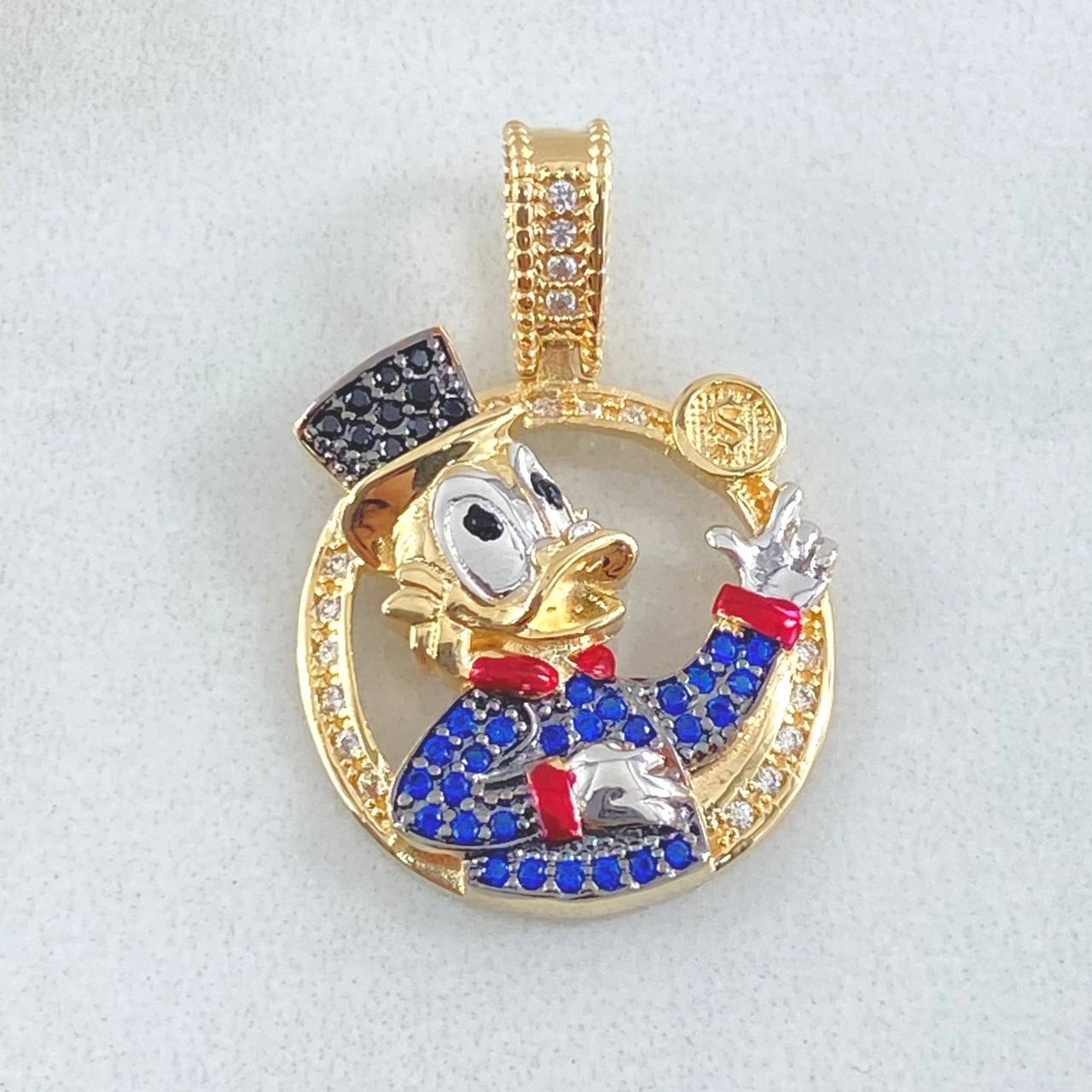 Dije Circulo Pato Inspirado 4.55gr / 2.7cm / Oro 18K Dije Circulo Pato Inspirado 4.55gr / 2.7cm / Oro 18K