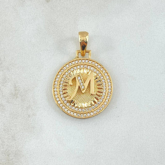 Dije Medalla Letra M 4.7gr / 3cm / Circones Blancos Oro Amarillo 18K
