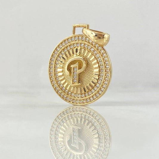 Dije Medalla Letra P 4.5gr / 3cm / Oro Amarillo 18K ©