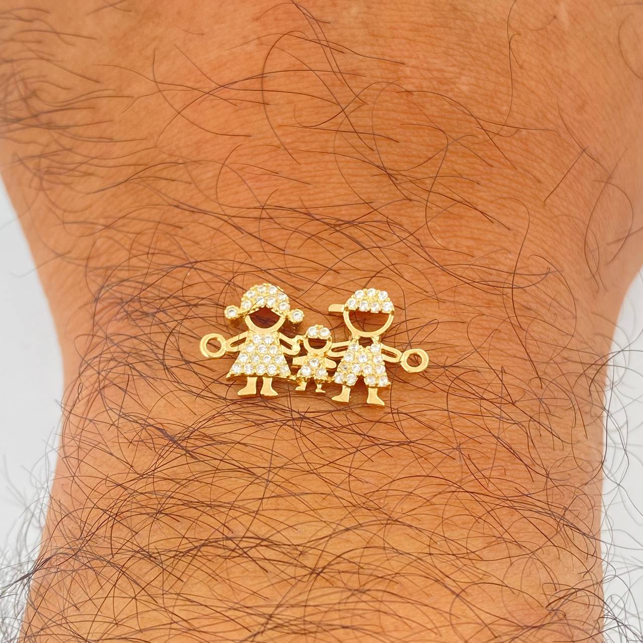 Herraje Familia 1.65gr / 2.3cm / Oro Amarillo 18K $ Herraje Familia 1.65gr / 2.3cm / Oro Amarillo 18K $