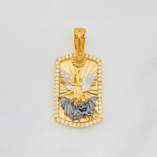 Dije Placa San Miguel Arcángel 4.4g / 3cm Tres Oros 18K