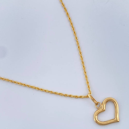 Set Cadena y Dije Lazo + Silueta Corazon 1.4gr / 44.5cm / Oro Amarillo 18K (Oferta) $