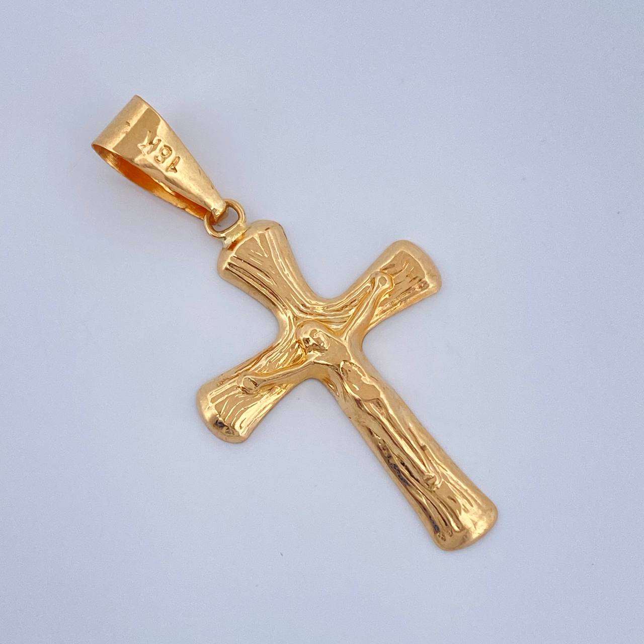 Dije Cruz Cristo Palo 1.1gr / 3.6cm / Oro Amarillo 18K $ Dije Cruz Cristo Palo 1.1gr / 3.6cm / Oro Amarillo 18K $