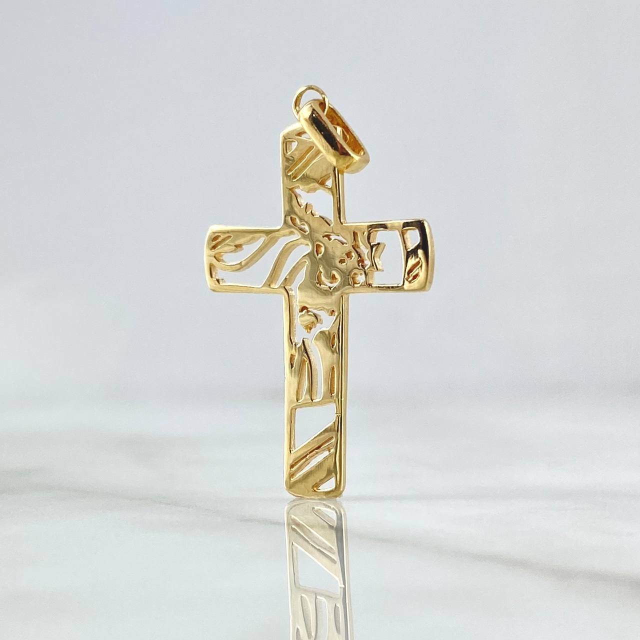 Dije Cruz Cristo Silueta 2.55gr / 3.5cm / Lisa Oro Amarillo 18K Dije Cruz Cristo Silueta 2.55gr / 3.5cm / Lisa Oro Amarillo 18K