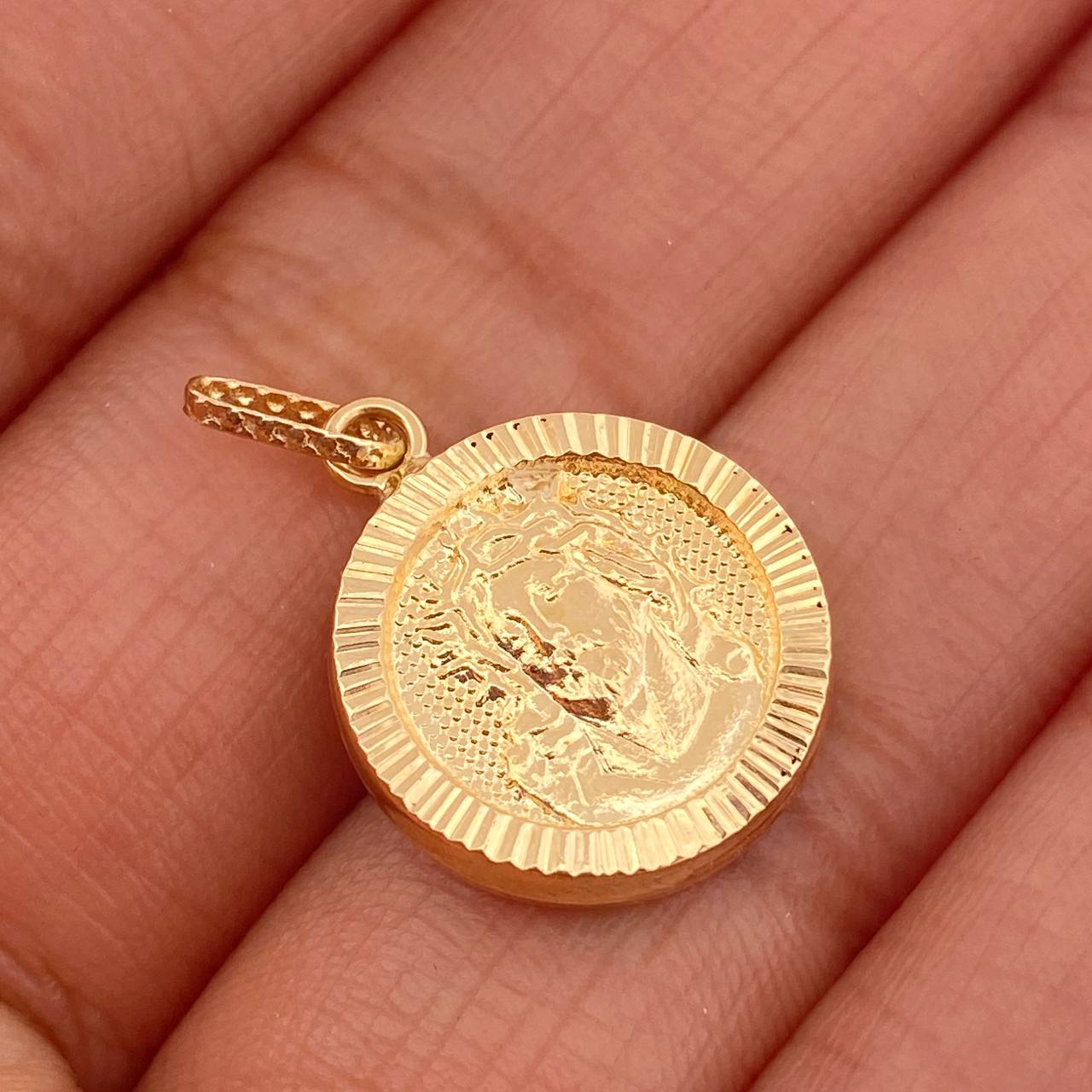 Dije Rostro Cristo 1.45gr / 2.4cm / Oro Amarillo 18K % Dije Rostro Cristo 1.45gr / 2.4cm / Oro Amarillo 18K %