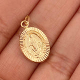 Dije Virgen Milagrosa 0.85gr / 2.2cm / Oro Amarillo 18K % Dije Virgen Milagrosa 0.85gr / 2.2cm / Oro Amarillo 18K %