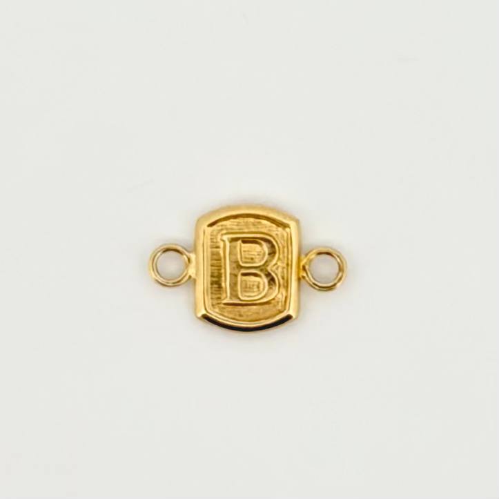 Herraje Letra B 0.3gr / 1.2cm / Oro Amarillo 18K © Herraje Letra B 0.3gr / 1.2cm / Oro Amarillo 18K ©