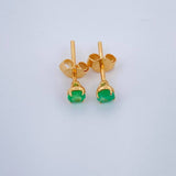 Topos Cuatro Garras Esmeralda 0.8gr / Oro Amarillo 18K & Topos Cuatro Garras Esmeralda 0.8gr / Oro Amarillo 18K &