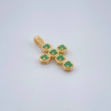 Dije Cruz Esmeraldas 0.75gr / 1.8cm / Oro Amarillo 18K & Dije Cruz Esmeraldas 0.75gr / 1.8cm / Oro Amarillo 18K &