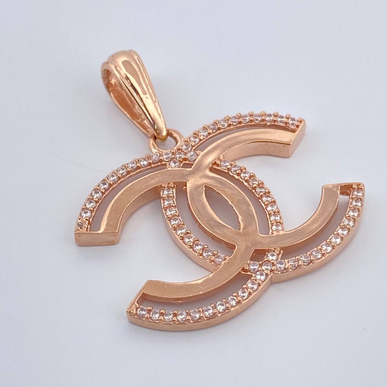 Dije Olas Cruzadas 3.5gr / 3.1cm / Oro Rosa 18K % Dije Olas Cruzadas 3.5gr / 3.1cm / Oro Rosa 18K %