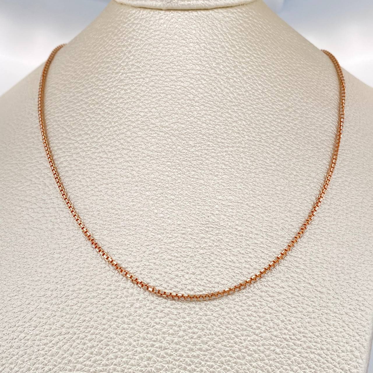 Cadena Veneciana 8.95gr / 70.5cm / 1.58mm Dos Oros Blanco Rosa +3 18K % Cadena Veneciana 8.95gr / 70.5cm / 1.58mm Dos Oros Blanco Rosa +3 18K %