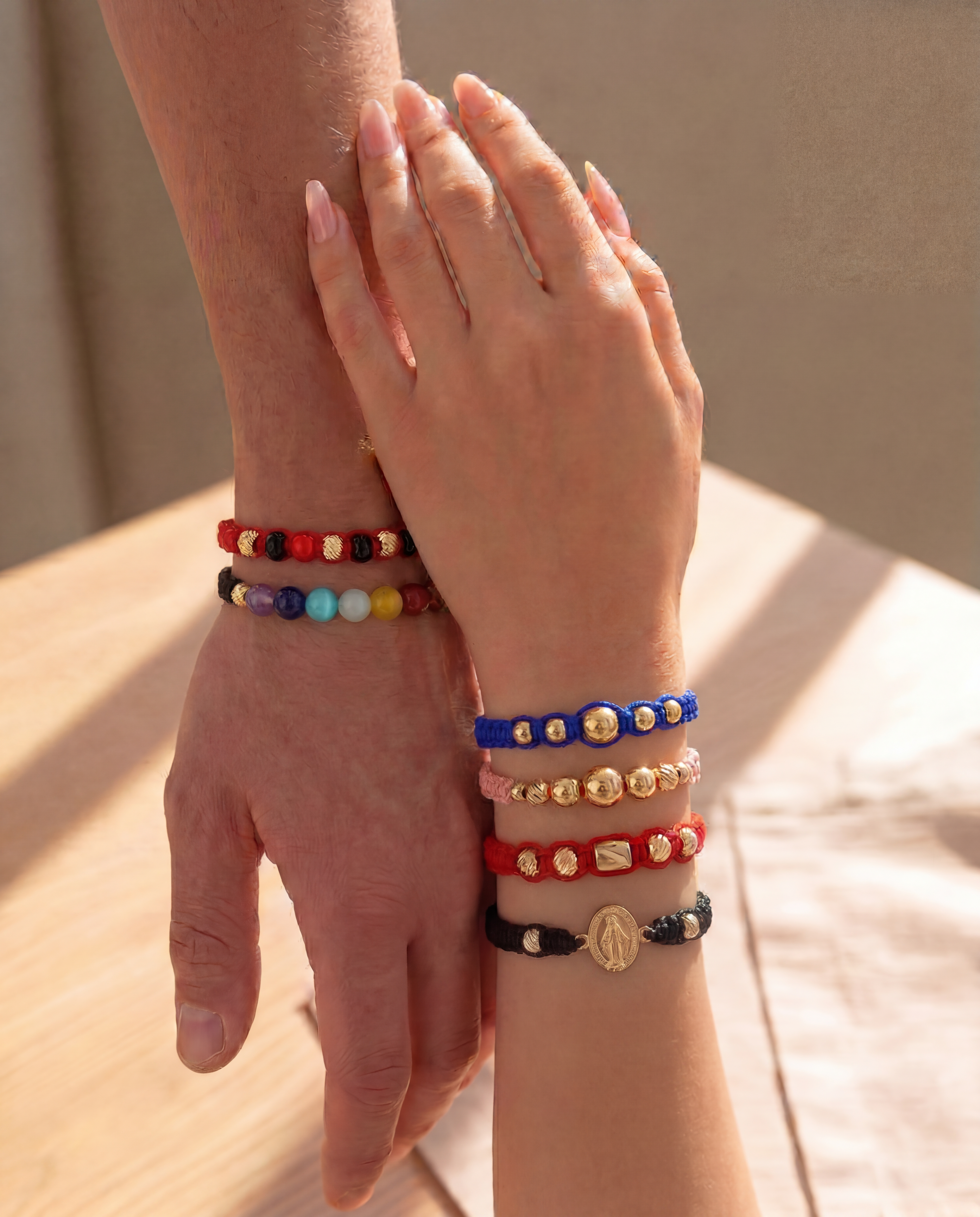 Pulseras Tejidas por menos de $500.000