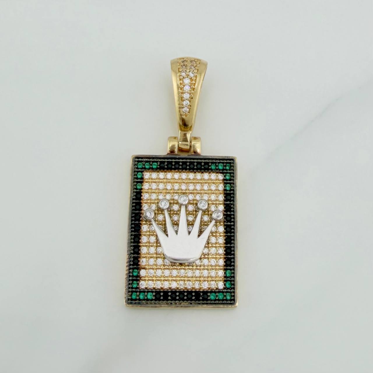 Dije Placa Corona 7.95 g / 4.1 cm Tres Oros 18K