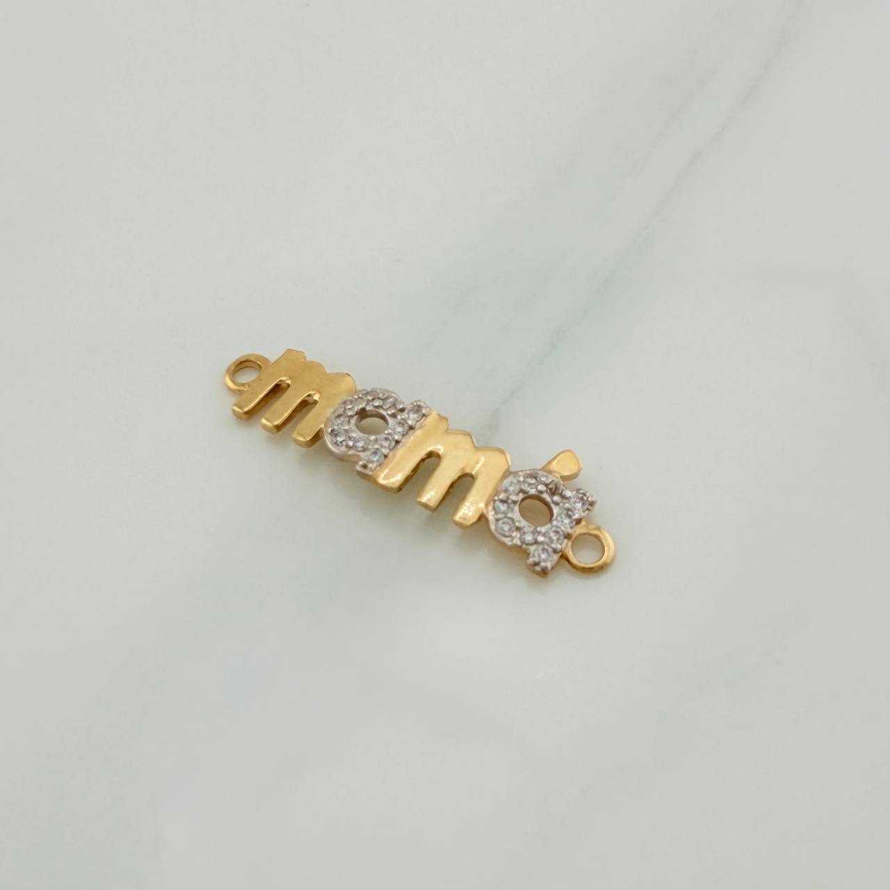 Herraje Mamá 1.1gr / 2.5cm / Oro Amarillo 18K