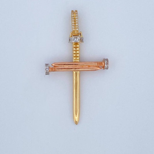 Dije Cruz Clavo 6.25gr / 5.8cm / Tres Oros 18K $