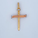 Dije Cruz Clavo 6.25gr / 5.8cm / Tres Oros 18K $