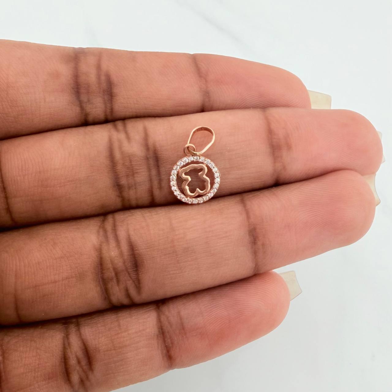 Dije Silueta Oso Ts 0.4gr / 1.4cm / Oro Amarillo 18K %
