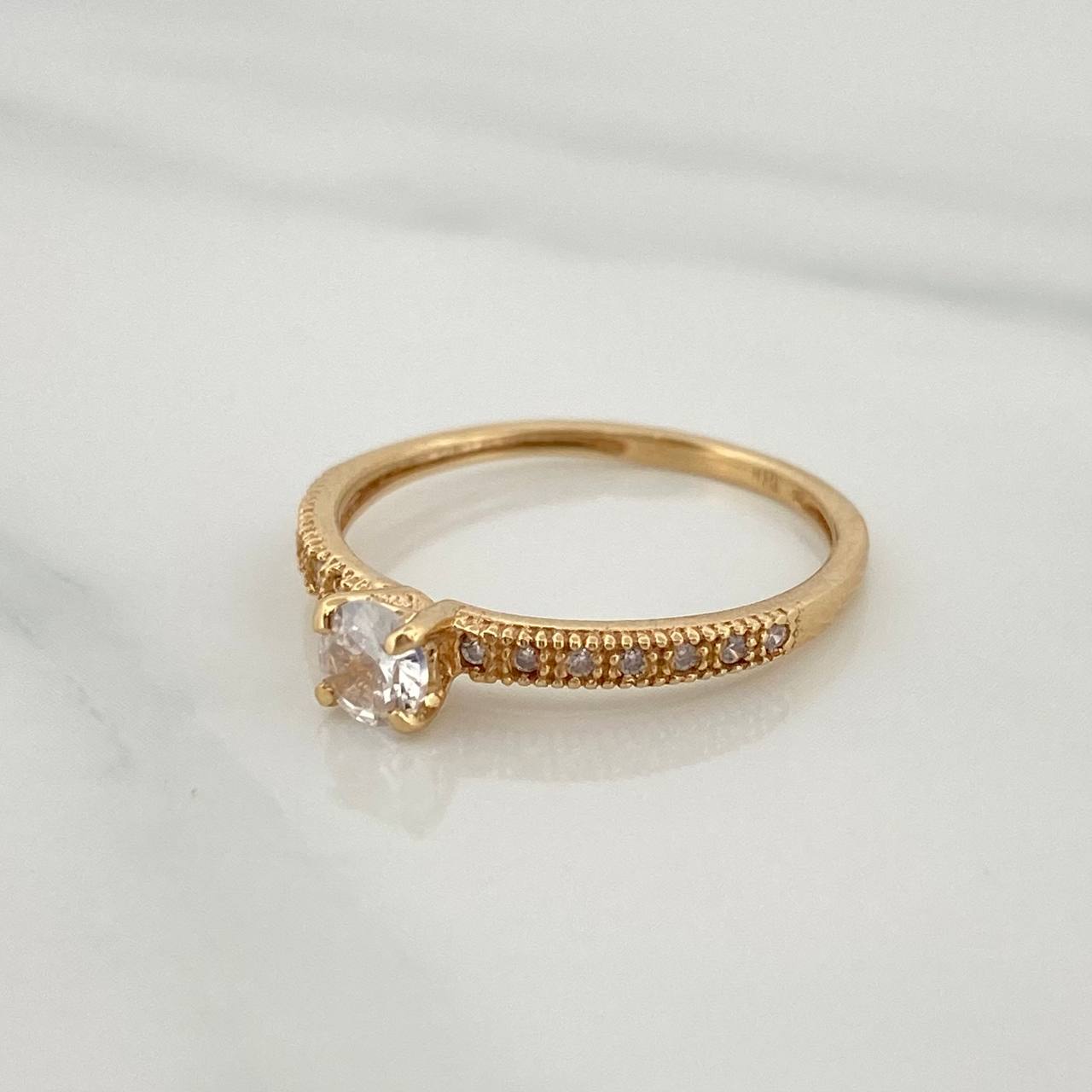 Anillo Solitario Churumbela 1.4gr / T5 1/2 / 2.2cm / Oro Amarillo 18K $