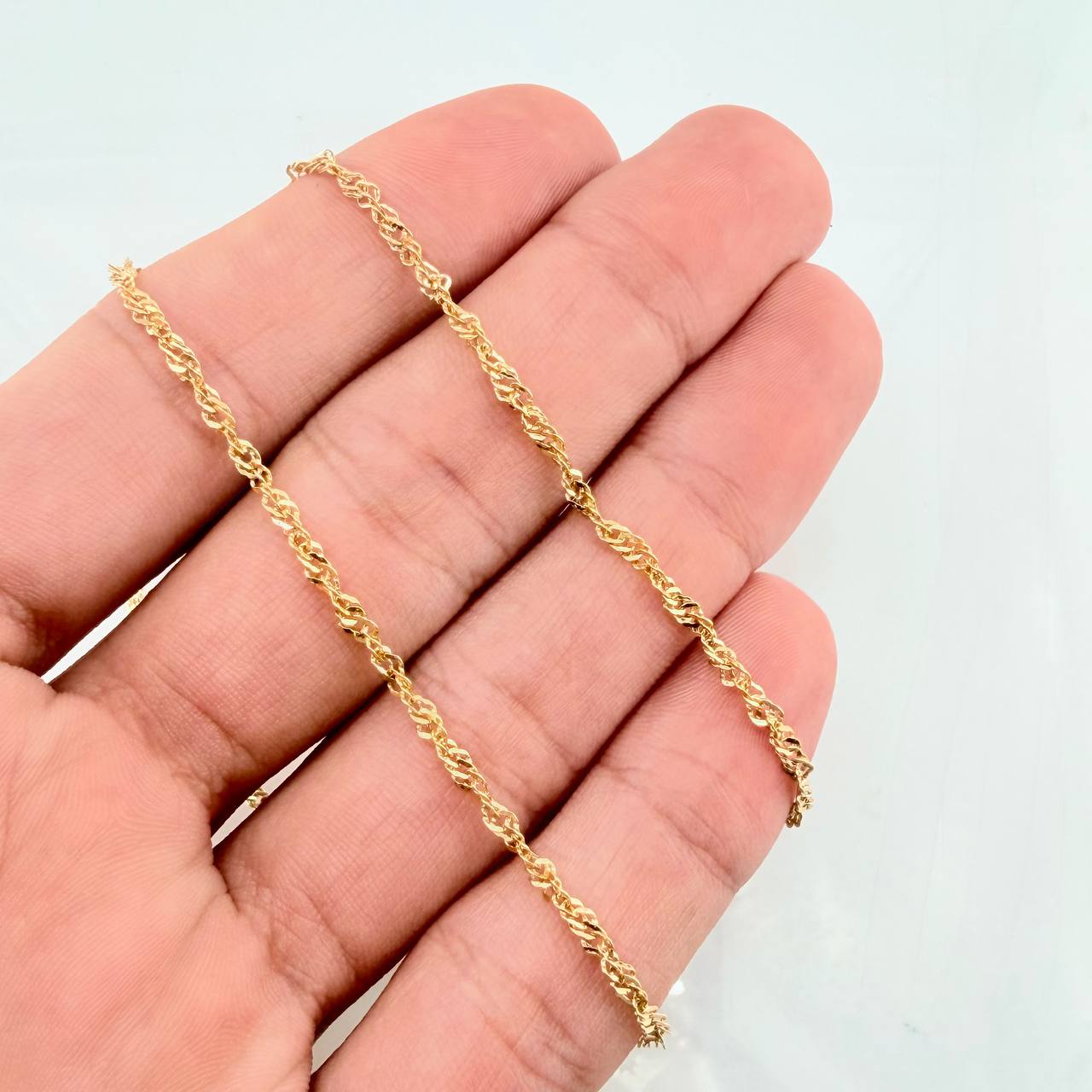 Cadena Singapur 1.95gr / 45cm / 2.3mm Oro Amarillo +3 18K ©