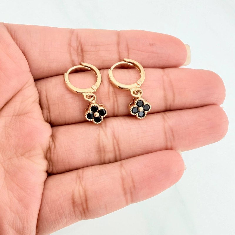 Candongas Trebol 3.3 g / 2.3 cm Oro Amarillo 18K