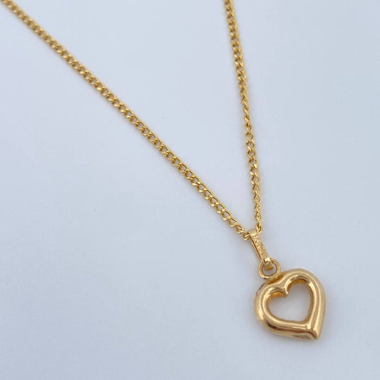 Set Cadena y Dije Mini Cubana + Silueta Corazon 1.5gr / Oro Amarillo 18K (Oferta) $