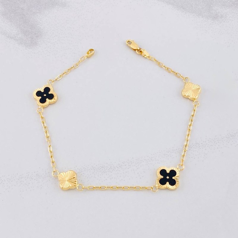 Pulso Trébol Intercalado Diamantados 3g / 18.9cm / 1.7mm Oro Amarillo 18K