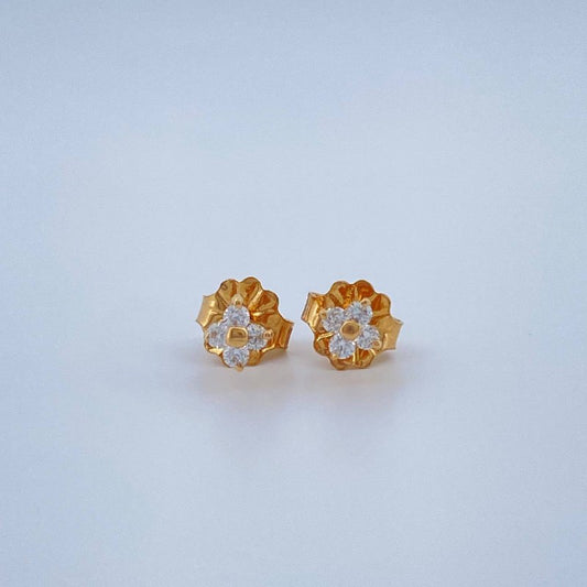 Topos Flor Diamante 0.7gr / Oro Amarillo 18K %