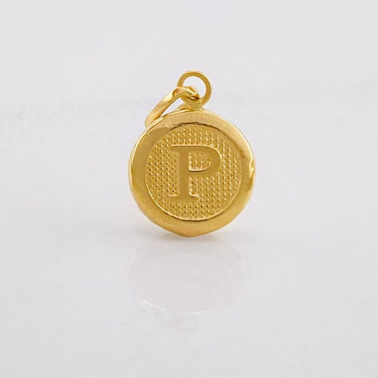 Dije Circulo Letra P 0.4g / 1.6cm Oro Amarillo 18K