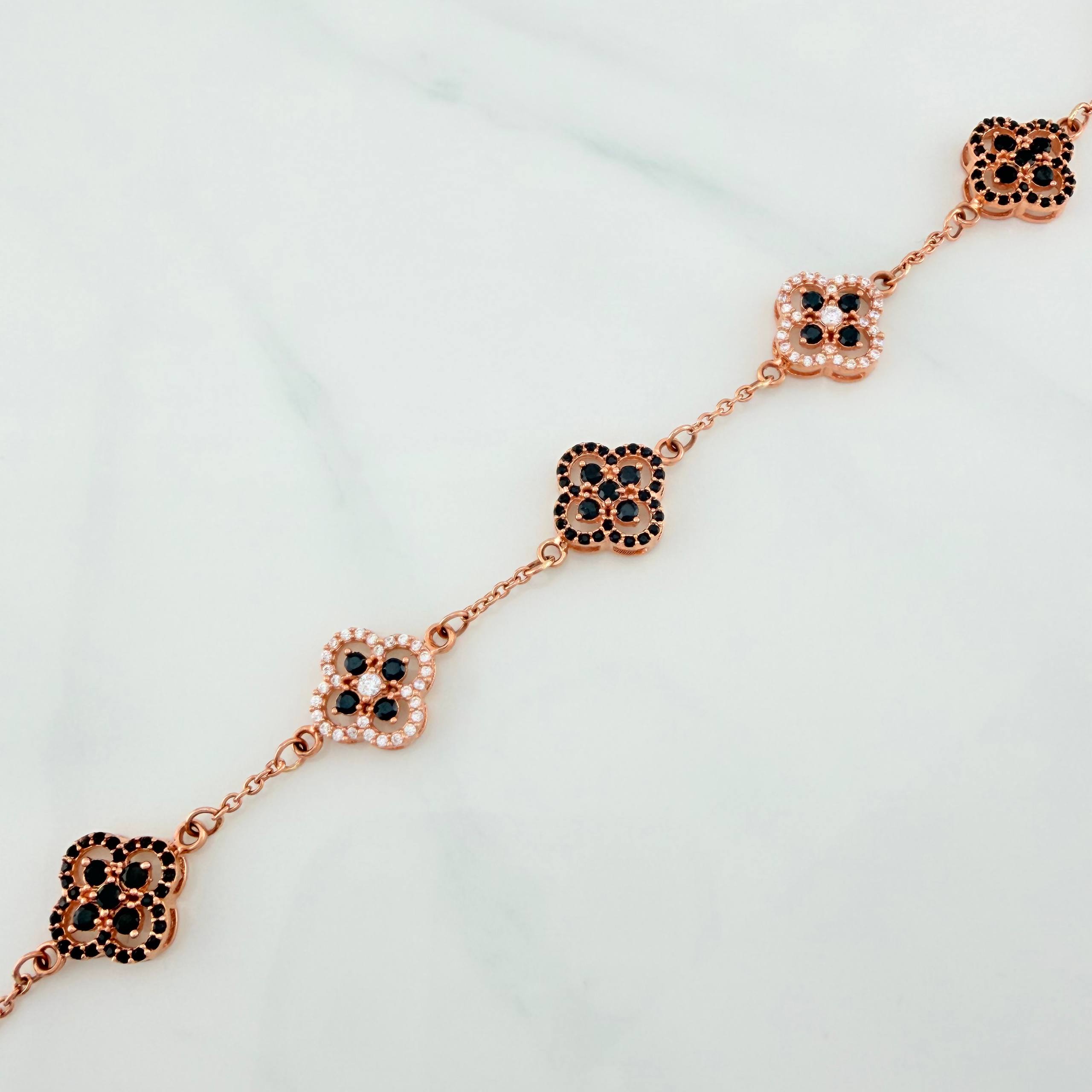 Pulso Trebol 9.9 g / 21 cm / 1.5 mm Oro Rosa 18K