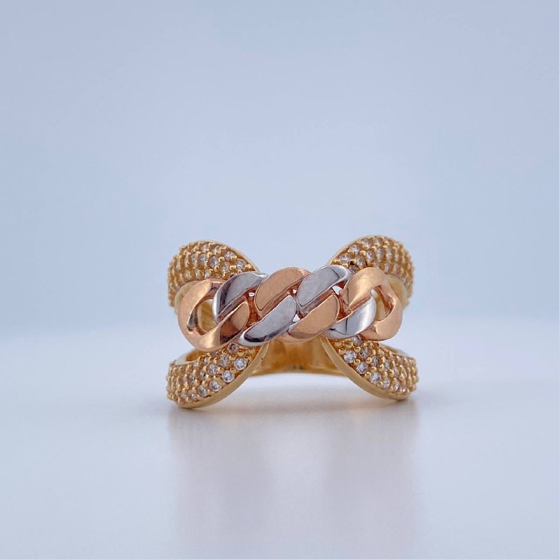 Anillo Cruzado 6.85gr / T6 3/4 / Tres Oros 18K &