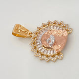 Dije Rostro de Cristo 7.85g / 3.5cm Tres Oros 18K