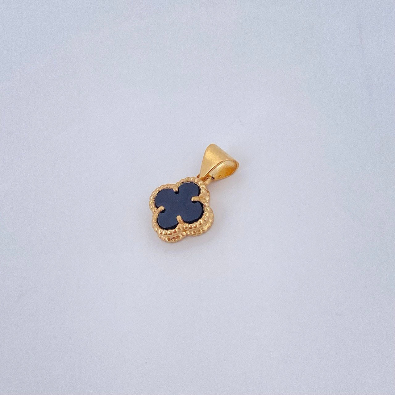 Dije Trebol 1.2gr / 1.6cm / Oro Amarillo Nac.Esp. 18K $