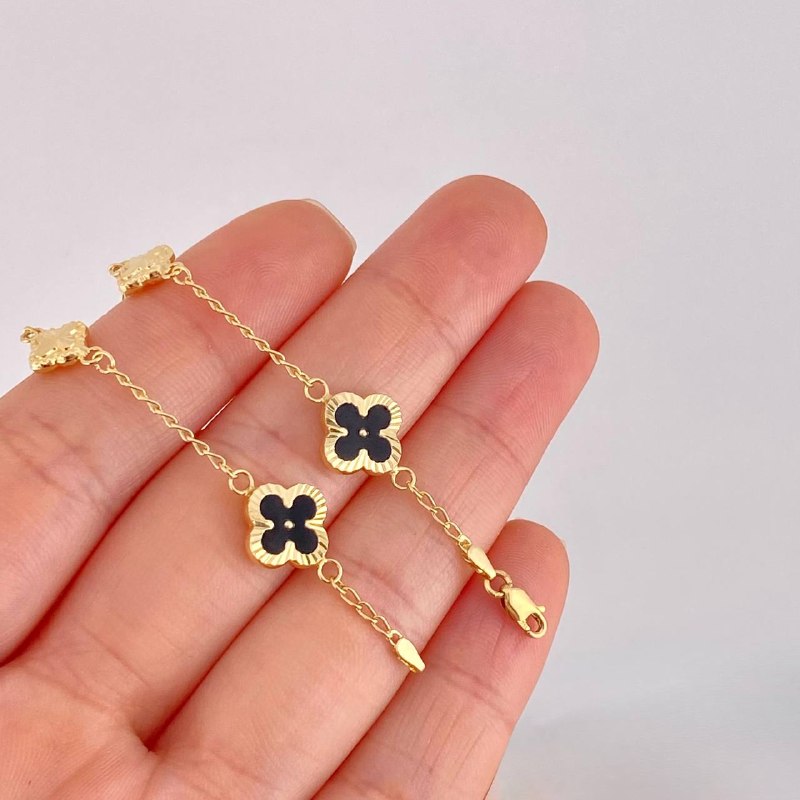Pulso Trébol Intercalado Diamantados 3.45g / 18.2cm / 1.7mm Oro Amarillo 18K