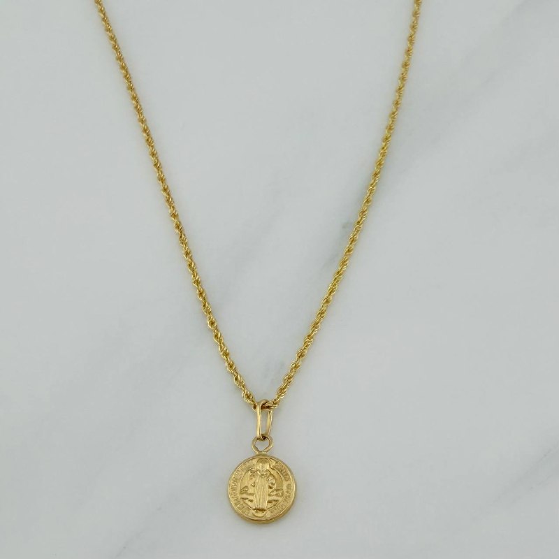 Set Cadena Lazo + Dije San Benito / 1,4 gr / 45.5 cm Oro Amarillo 18K