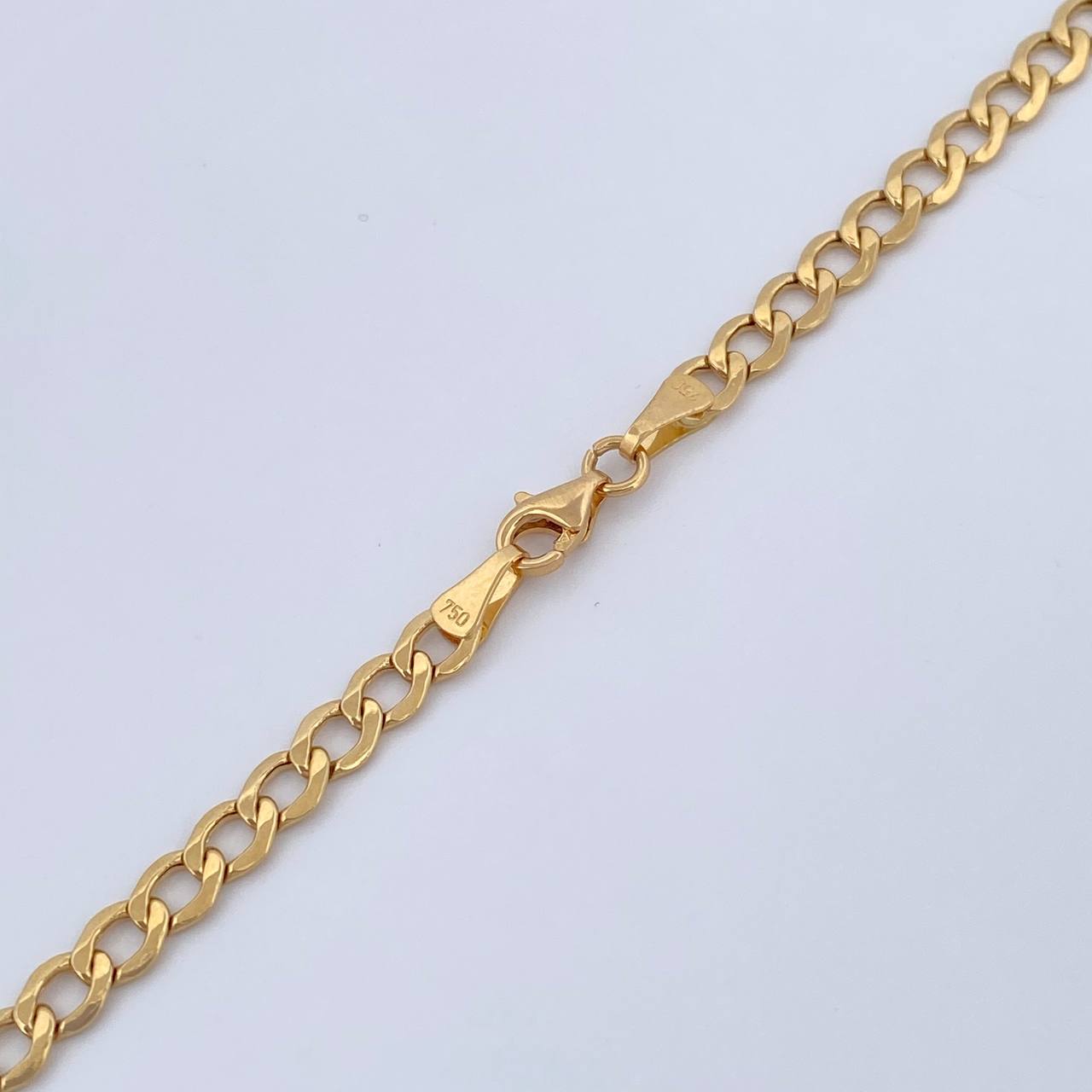 Cadena Cubana 9.35gr / 60cm / Oro Amarillo +1 18K &