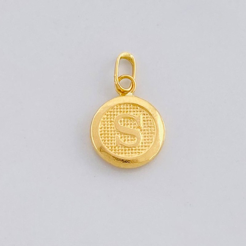 Dije Circulo Letra S 0.4g / 1.6cm Oro Amarillo 18K