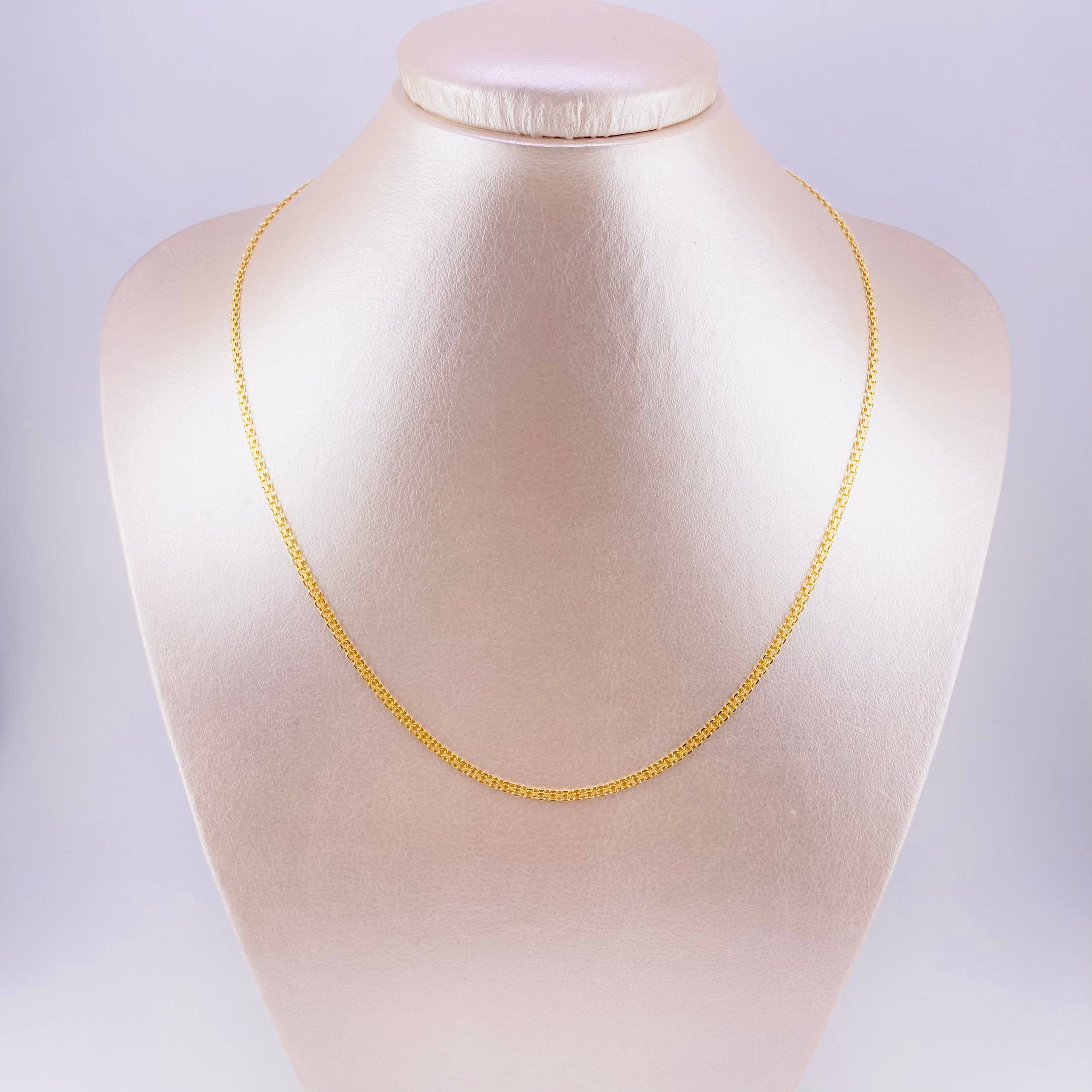 Cadena China 4.25g / 45cm / 2.2mm Oro Amarillo 18K